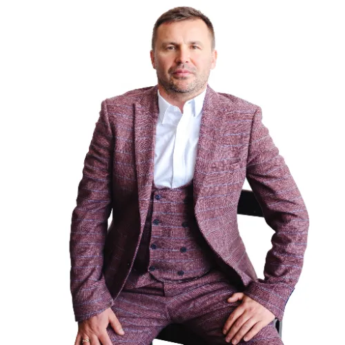 Роман Ипатов